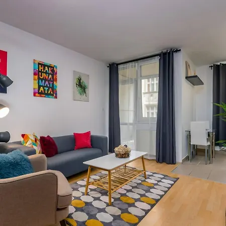 Cozy 44sqm Near Major Transport Aldi Apartment