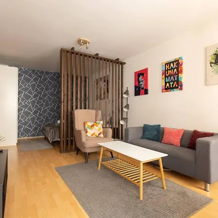 Cozy 44sqm Near Major Transport Aldi * Budapest